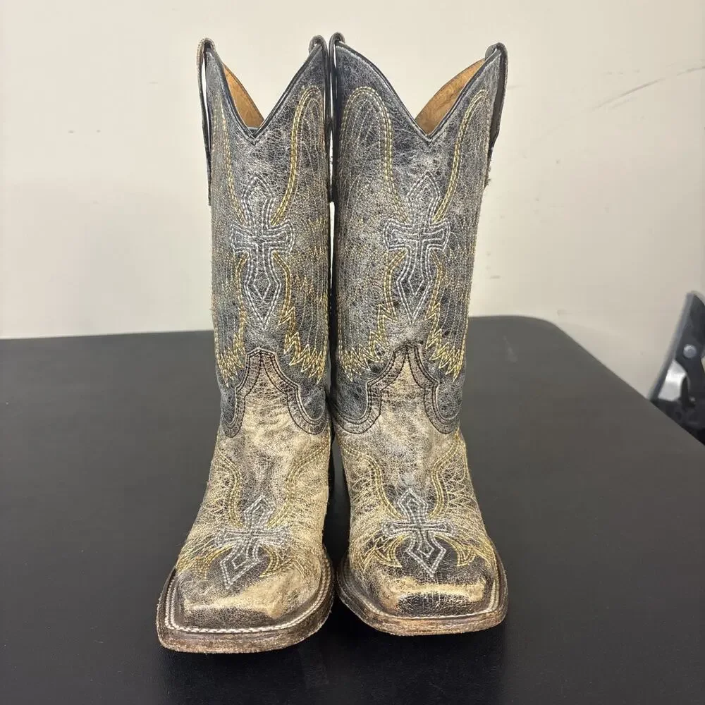 Corral Teen Girl's Distressed Black Cross and Wings Western Boot 4.5